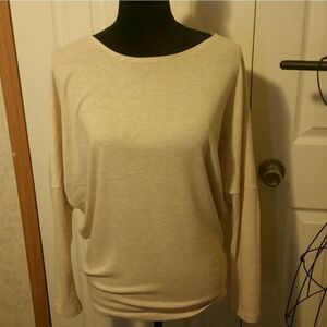 Adorable dolman sleeve top M